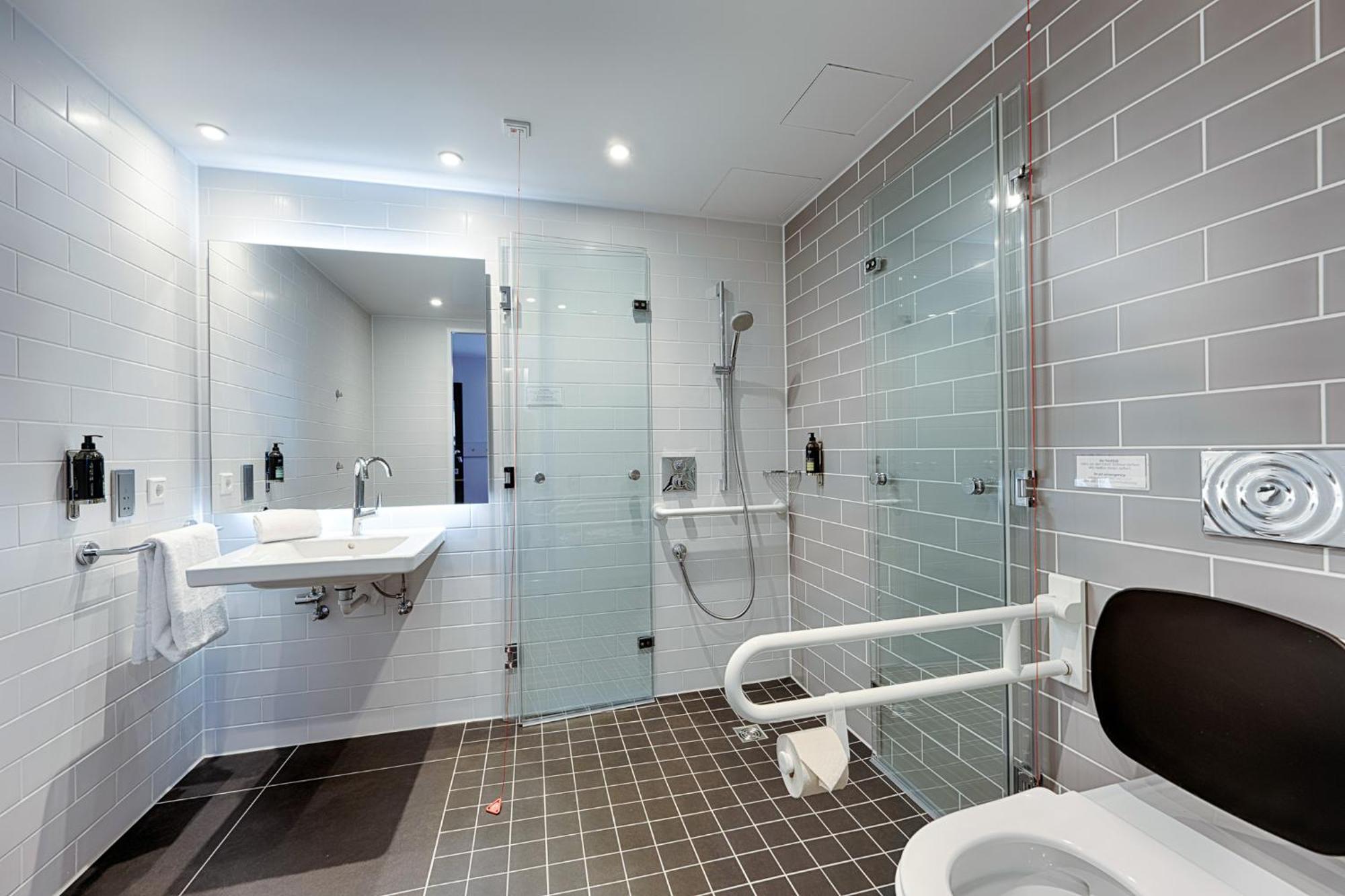 Premier Inn Berlin City Wilmersdorf Exterior photo